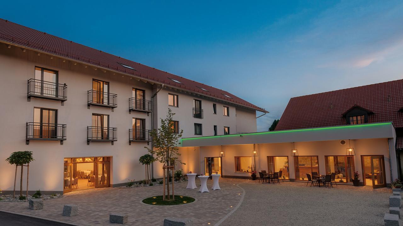 Gasthaus Forster Am See - Eching Bei Landshut Eching (Landshut) Exterior foto